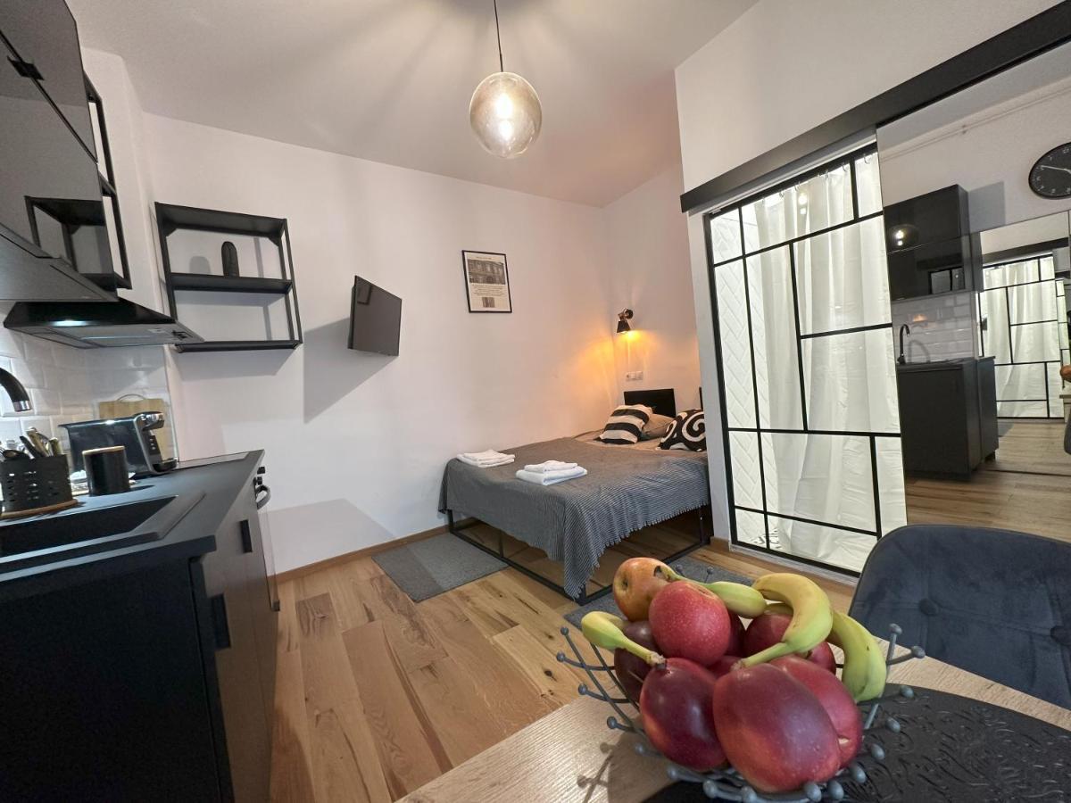 Boem 1 Sibiu Old Town Apartment Bagian luar foto